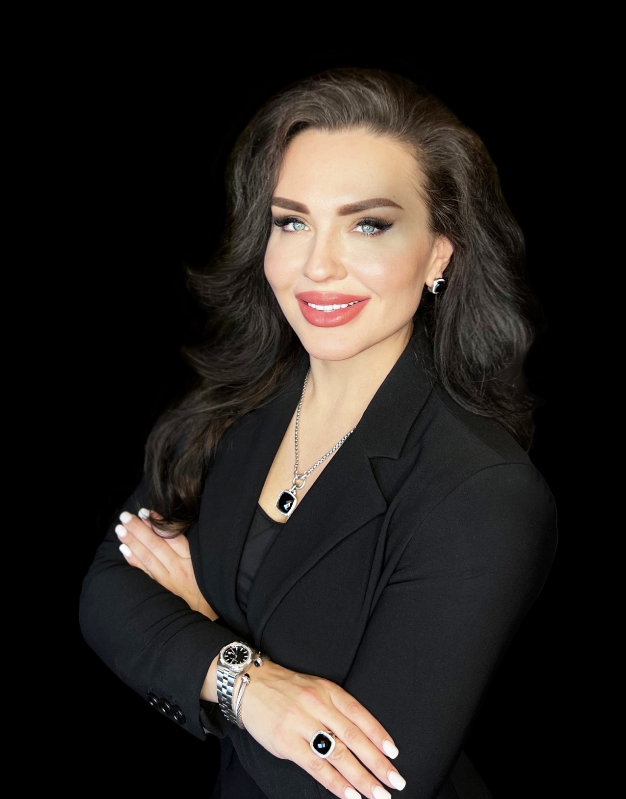 Headshot of Iryna McCraw permanent makeup artist