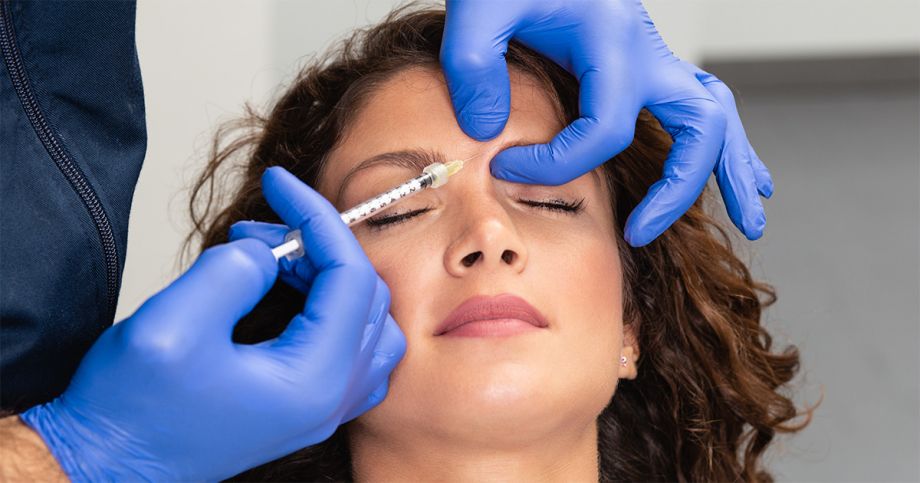 The Ultimate Botox Timeline | When to Book Before Your Vacation